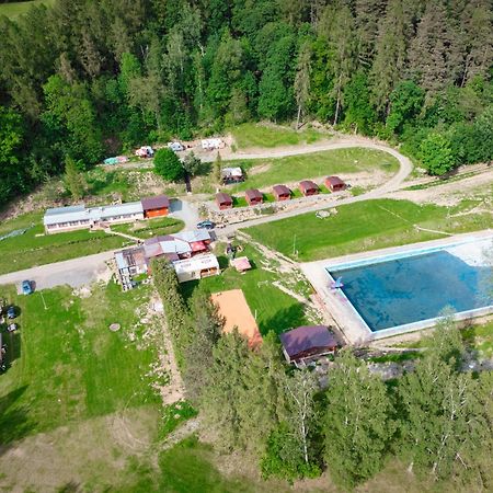Karavan 3 V Arealu Koupaliste Bystre V Orlickych Horach Exterior foto